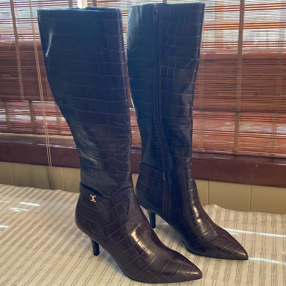 Charter Club Brown Heeled Boots - Picture 3 of 6